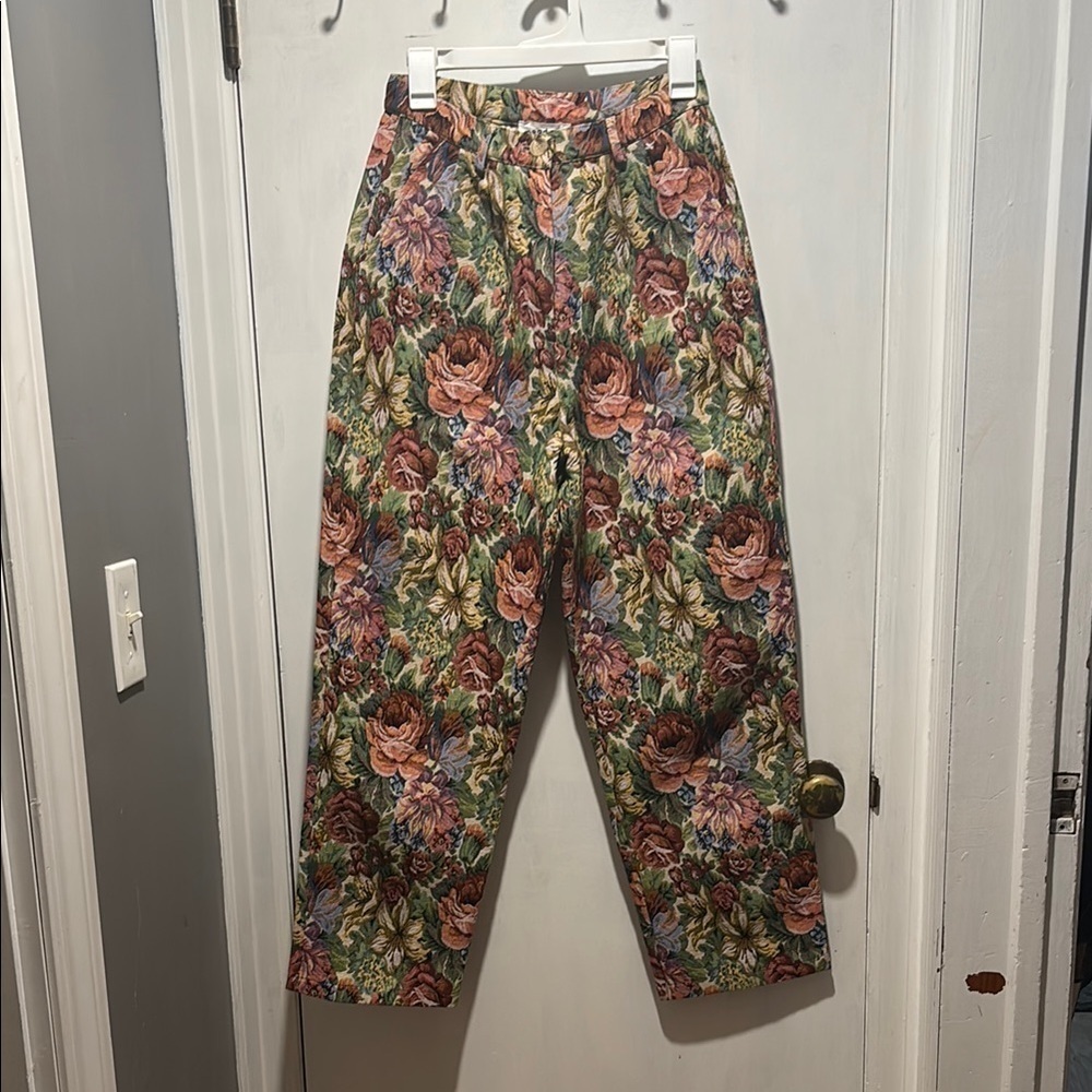 MEADOWS floral pants size 4
